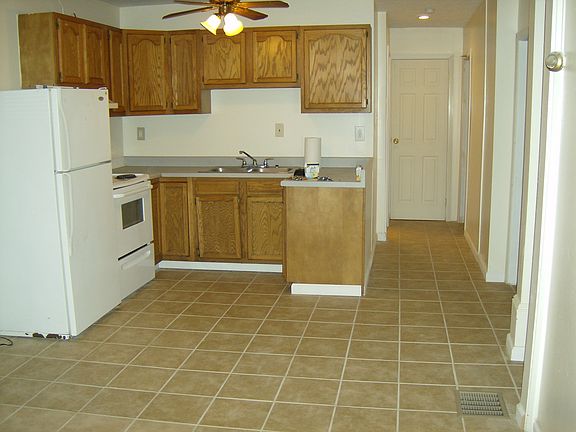 3rd image of 505 Eagle St APT 1