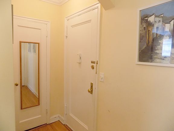 2nd image of 253 Garth Rd APT 1K
