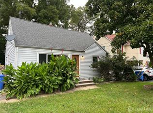 104 E Cliff Rd, Colonia, NJ 07067