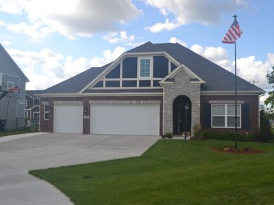 4518 W Meadows Ln, New Palestine, IN, 46163