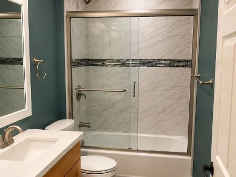 Parkway Plaza Apartments — Photo 14