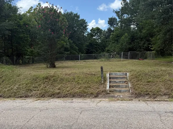 505 Edmonson Ave, Athens, TX 75751