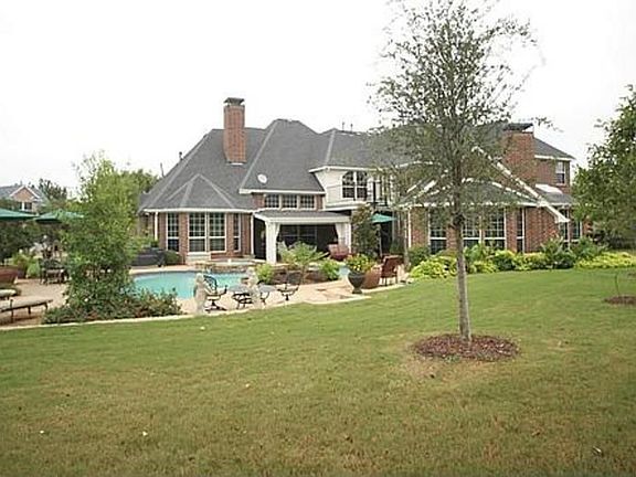 2nd image of 4100 Fairway Dr