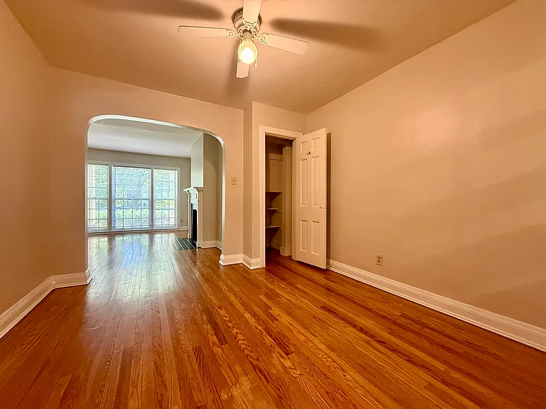 2525 Glenmary Ave #3 — Photo 7