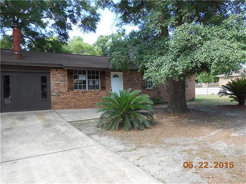 1st image of 6235 Glenwood Dr