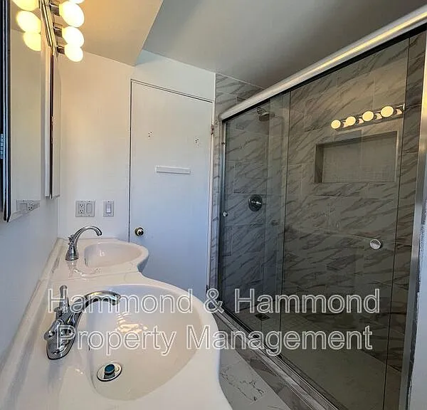 4527 Stark Ave — Photo 24