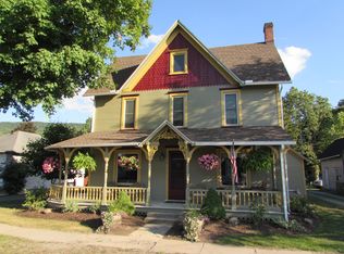 110 Fishing Creek Rd, Mill Hall, PA 17751