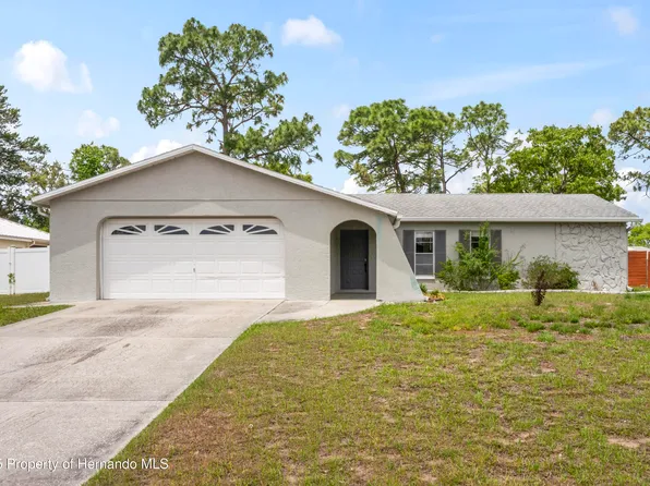 3353 Montano Ave, Spring Hill, FL 34609
