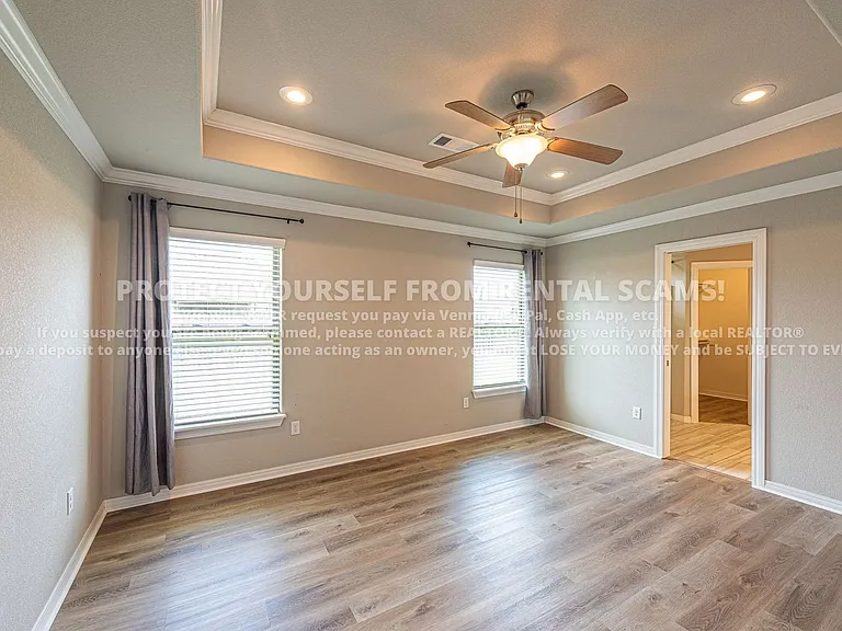 4564 W Wales Dr — Photo 8