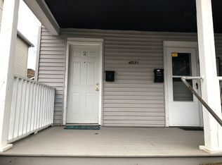 403 1/2 E Monroe St #1, Bloomington, IL 61701