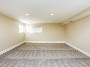 920 Pamela Dr, Bensenville, IL 60106