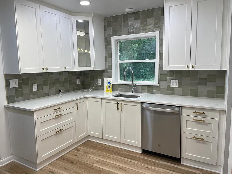 823 SE 4th Ave — Photo 14