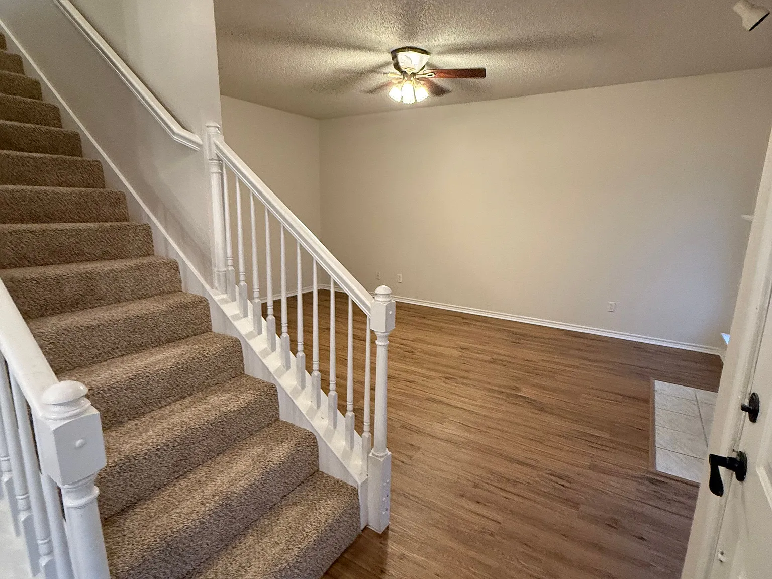 3 bed, 1707 sqft, $2,400 — Photo 2