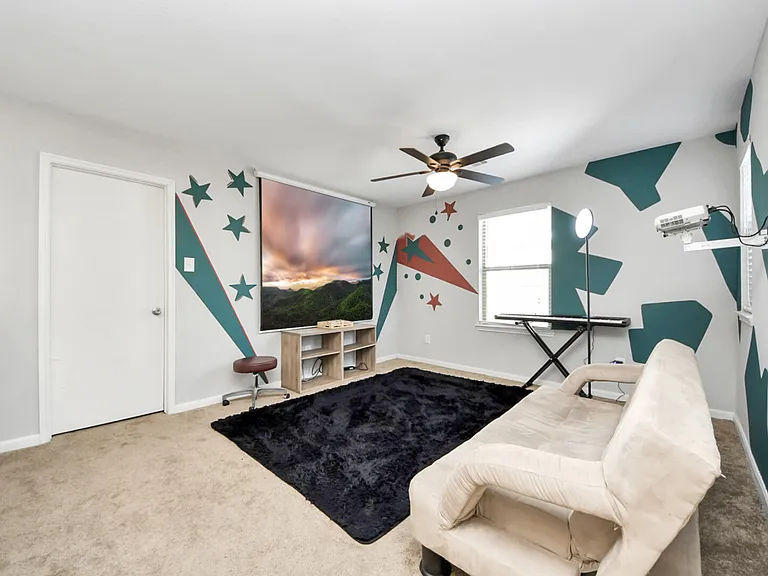 Garden Gate Ct — Photo 20