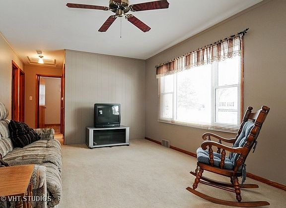 3rd image of 126 Chandler Dr