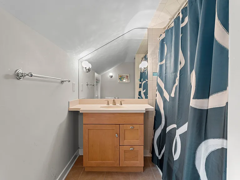 133 Blake Rd — Photo 31