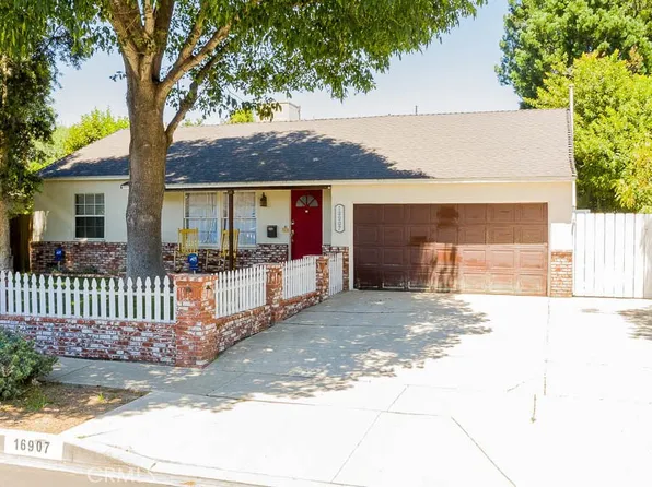 16907 Marlin Pl, Van Nuys, CA 91406