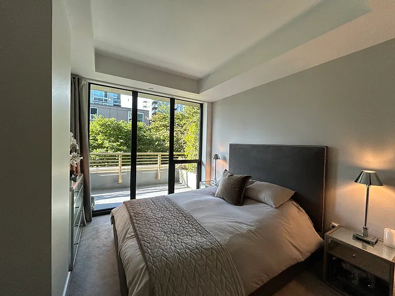 2716 Elliott Ave #309 — Photo 7