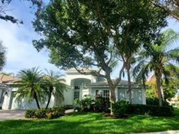 13245 Alhambra Lake Circle, Delray Beach, FL 33446