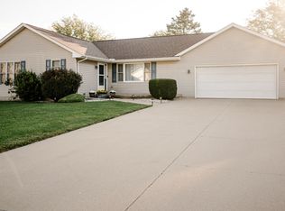 3125 Carrie St, Peru, IL 61354