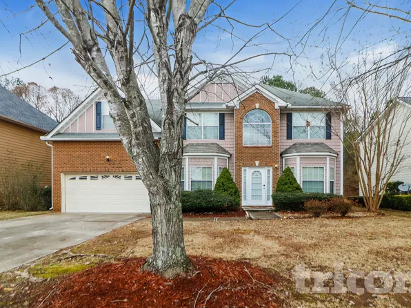 5190 Hopewell Manor Dr, Cumming, GA 30028