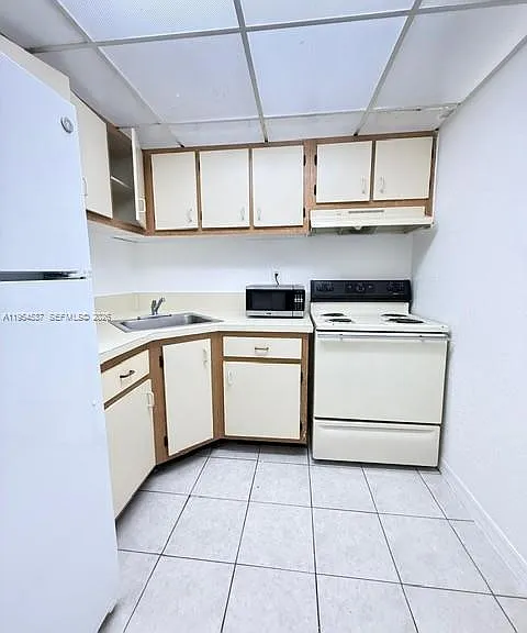 4550 NW 9th St #812E — Photo 1