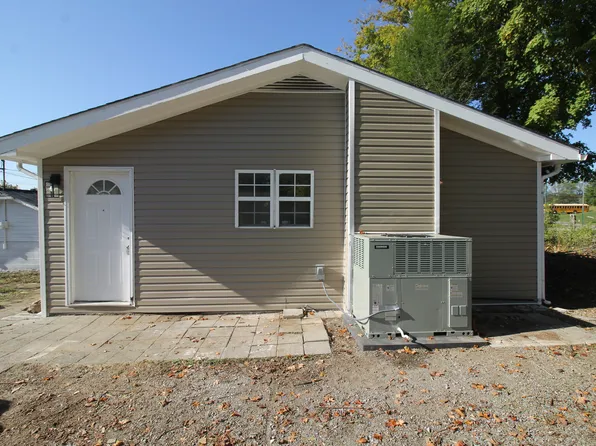 102 Dale Ave, Oliver Springs, TN 37840