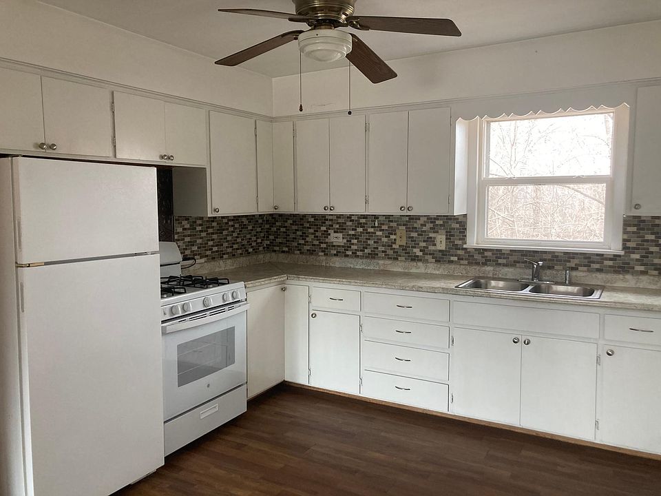 1st image of 505 Park Ave