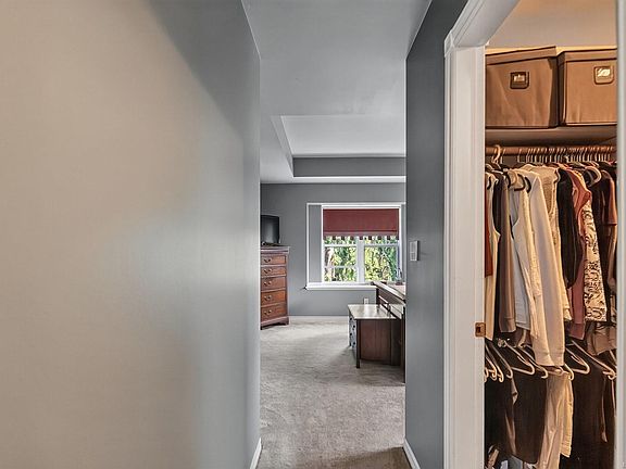 3rd image of 6089 Chippewa Rd