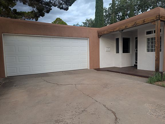 2 car garage with opener, front porch