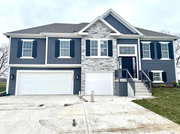 11822 N Bellaire Ave, Kansas City, MO 64156