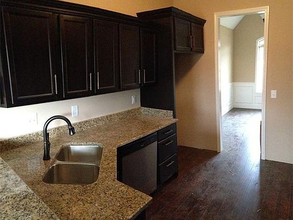4th image of 18 Rossview Pl Lot 18