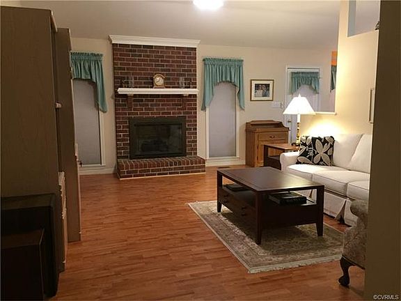 5th image of 8163 Windsor Dr