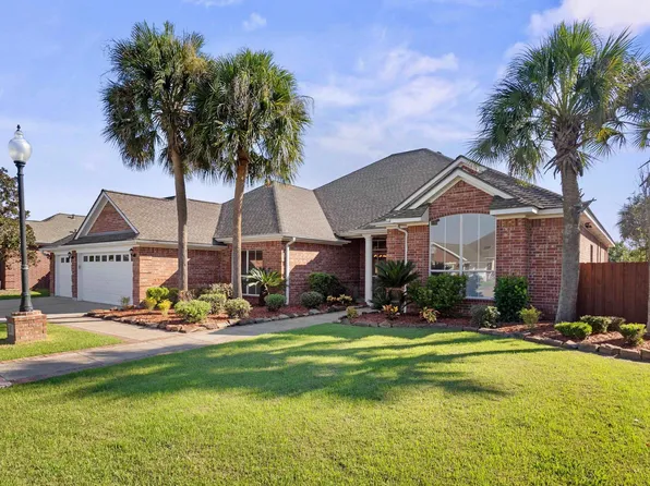 6335 Chasse Stone Dr, Orange, TX 77632