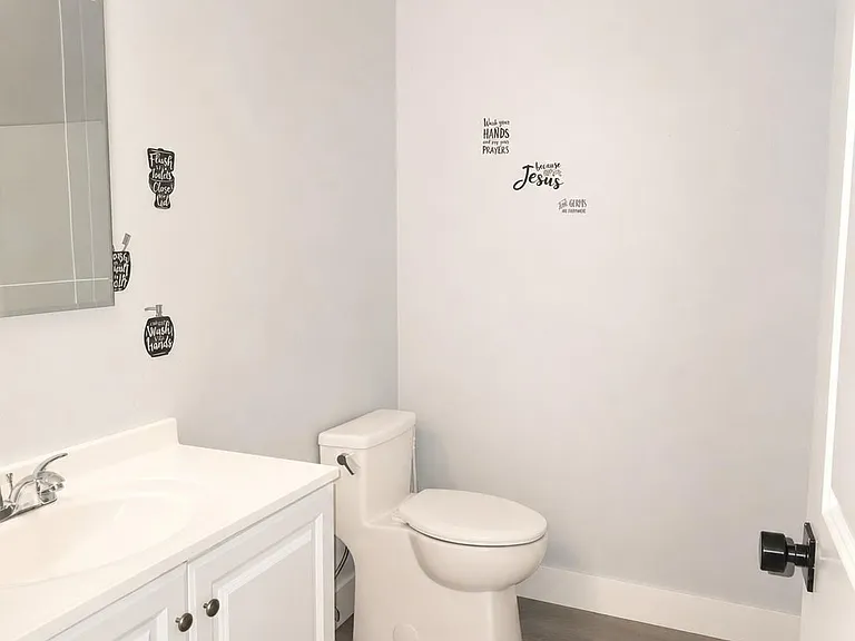 11 Orange Ln #9 — Photo 8