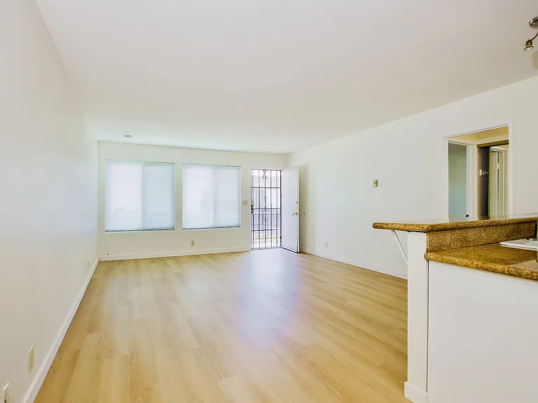 5500 Ackerfield Ave #310 — Photo 7