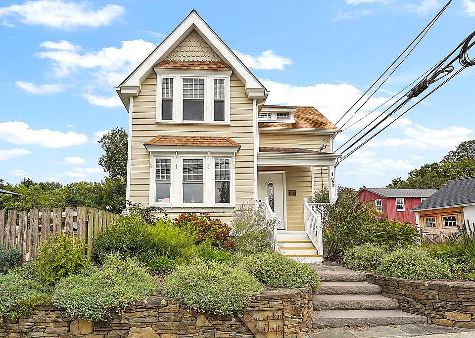 1st image of 125 W Linden St