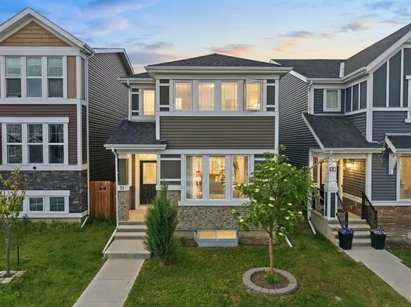 31 E Red Embers Ln NE, Calgary, AB T3N 0R2