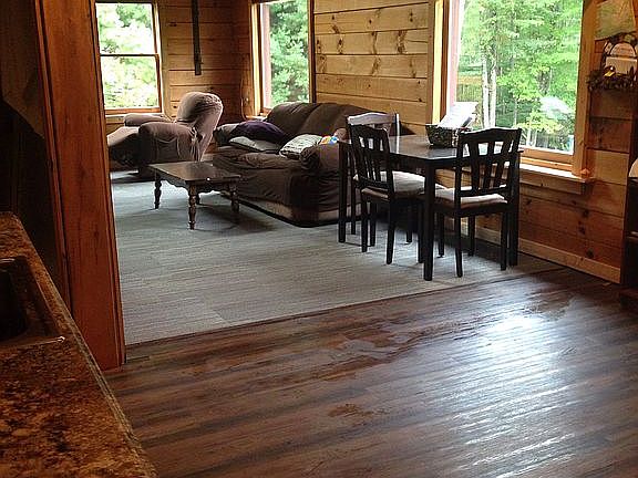 5th image of 15 White Birch Ln
