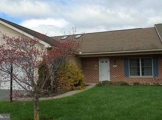3461 Glen Eagles Dr, Chambersburg, PA