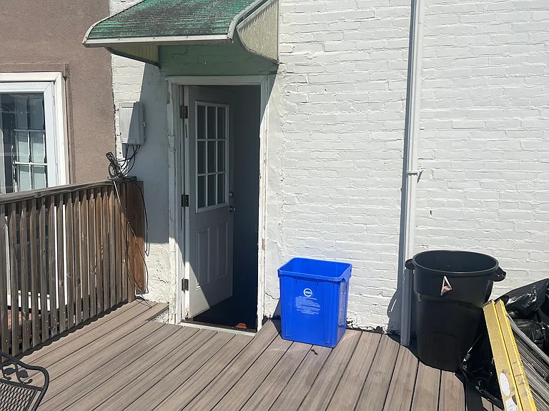 S 13th St — Photo 16
