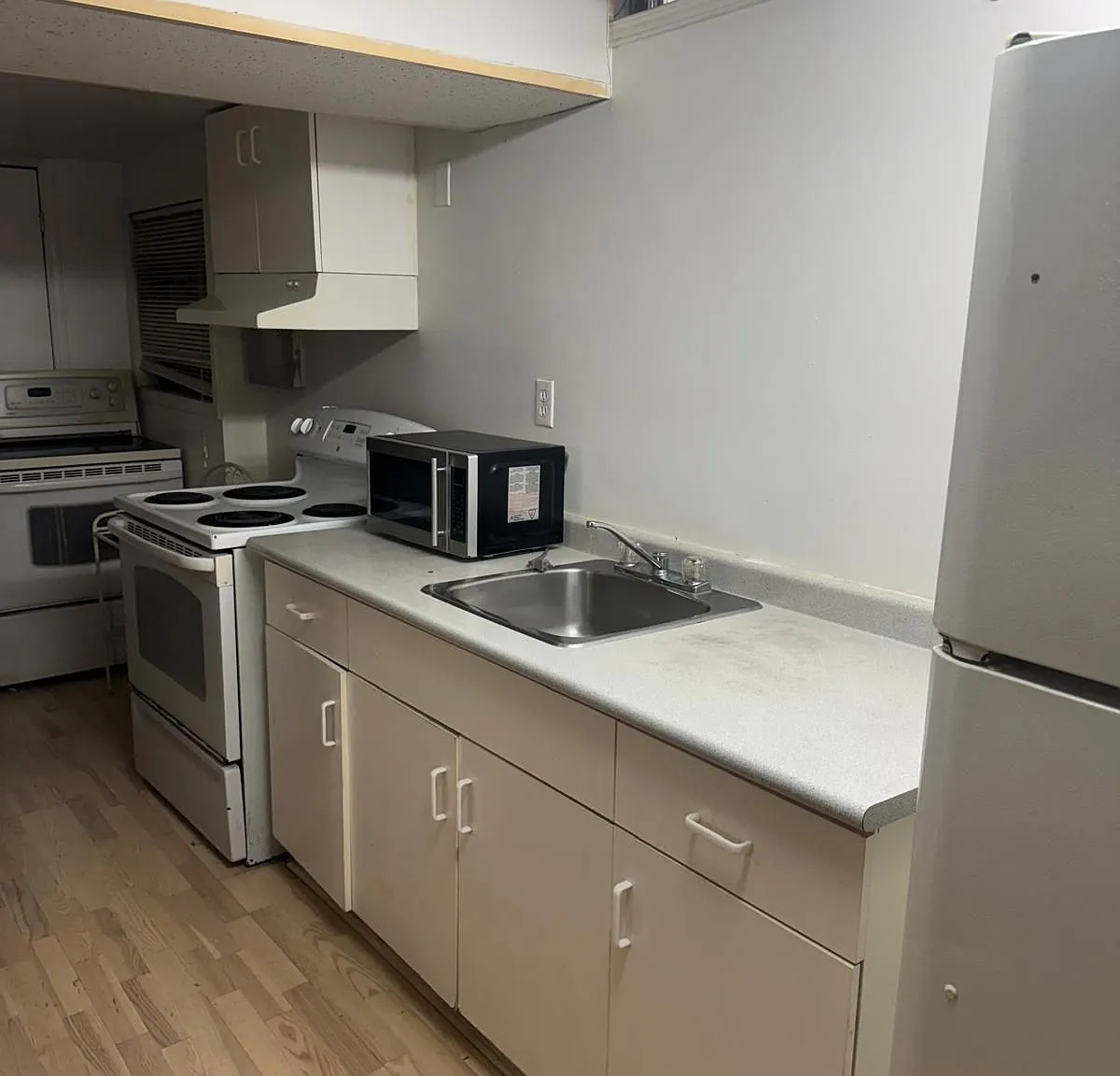 2 bed, $1,650 — Photo 3