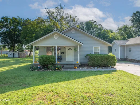 210 N Highland St, Pittsburg, KS 66762
