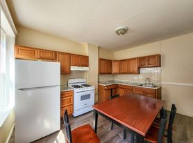 35 Abbotsford St, Dorchester, MA