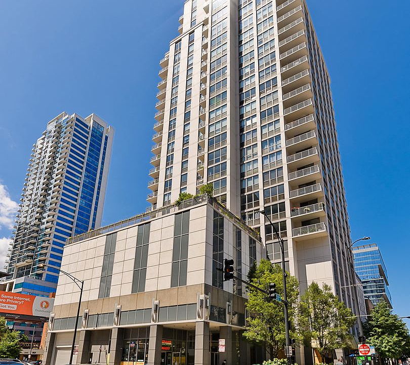 1st image of 200 W Grand Ave APT 2602