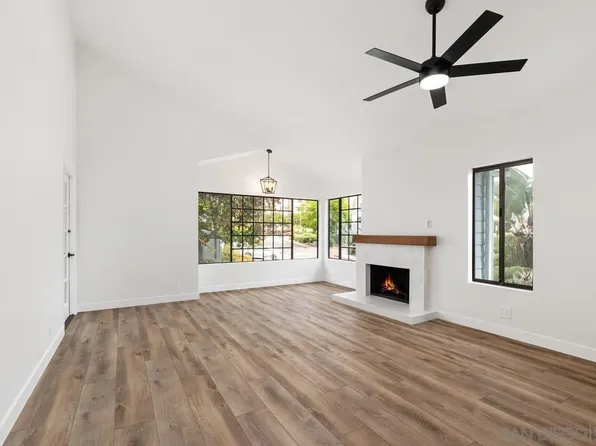 4064 Crystal Dawn Ln Unit 201, San Diego, CA 92122