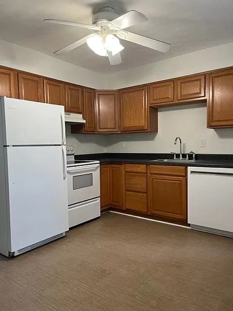 Marian Ct, Jeffersontown — Photo 2
