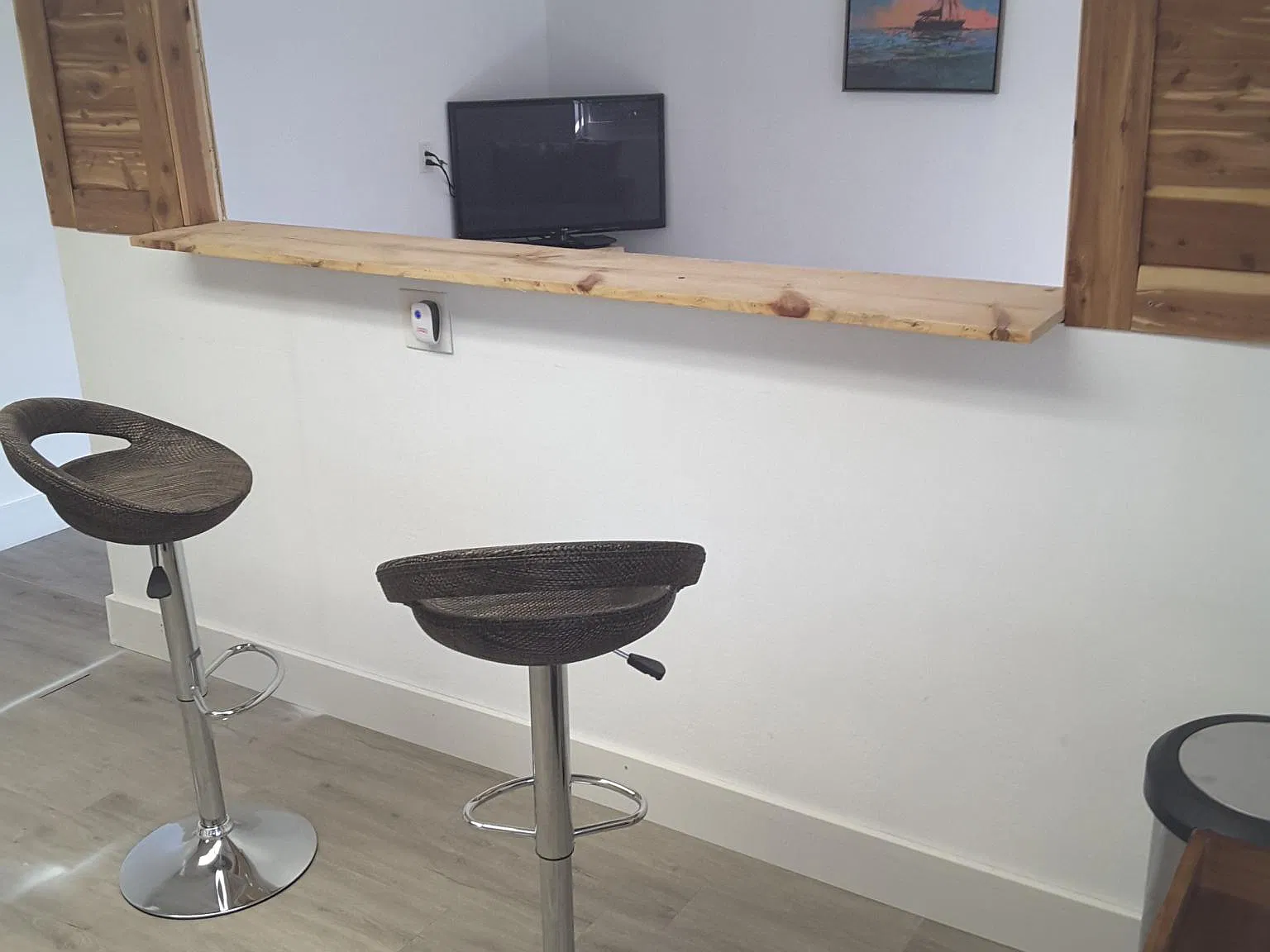 1 bed, 550 sqft, $1,900 — Photo 2