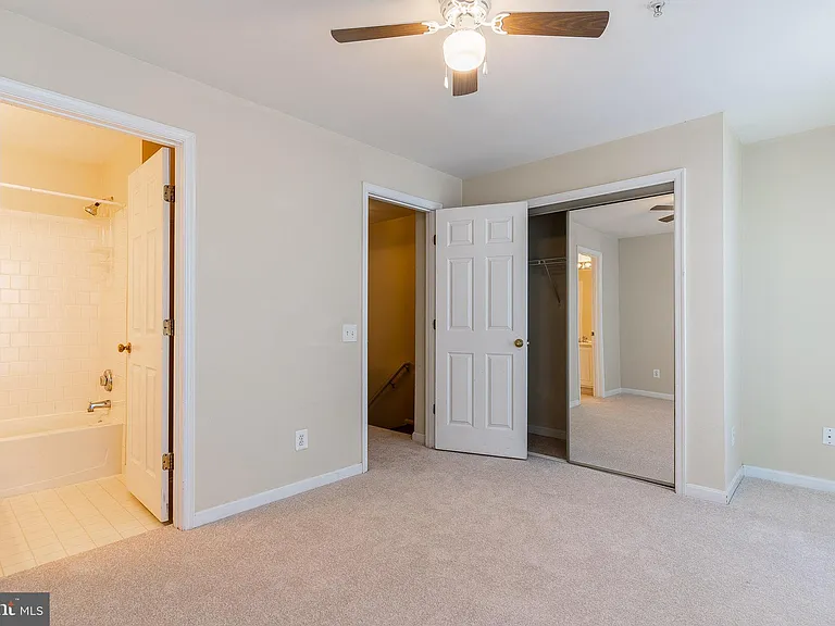21773 Baldwin Sq — Photo 16
