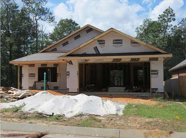 1st image of 2561 Redford Dr